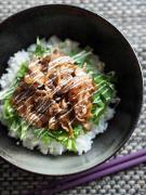 これ一品で大満足♡ガッツリ肉系“丼”レシピ12連発 -
