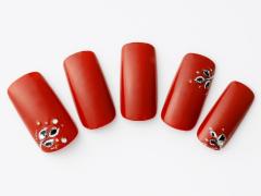 【365日ネイル】大人婚に出席するなら…シックな赤ネイルでエレガントに |