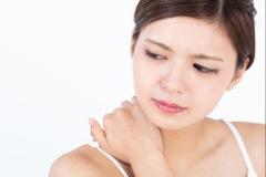 辛い肩こり、バッグの持ち方を変えるだけで改善するかも！ - ビューティーガール