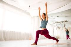 脚がゆがむ姿勢のクセをチェック！スラッと美脚エクササイズ - ビューティーガール