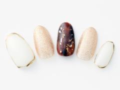 ジェルネイルにもおすすめの人気デザイン【16選】｜最新デザインからシンプル派にもおすす