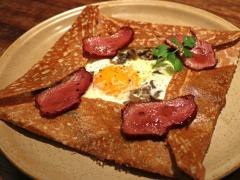 ブルターニュの本格「ガレット」が堪能できる！ 日本初のクレープリー『ブレッツカフェ