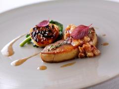 フランス料理界 巨匠のエスプリと歴史を継承する、モダングランメゾン『ラリューム』が白