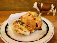 7種のチーズがたっぷり「チーズトースト」が美味！ チーズ尽くしのカフェ＆バーが、高円寺