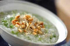 いつもの七草がゆをちょっぴりアレンジ！「七草がゆ・カリカリジャコのせ」 - ビューティ