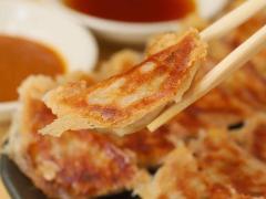 最大4時間待ちの「餃子」は悶絶必至！ 人気餃子の大本命『ぎょうざ歩兵』が東京・銀座に初