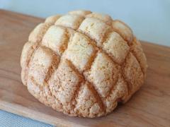 北海道産素材100％の「メロンパン」！ほんのり甘いメロンとバターの香りで魅了する『勇福