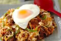 人気メニューを合体させた最強レシピ！「焼き肉チャーハン」 - ビューティーガール