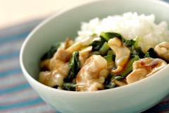 ホタテ缶で本格中華の味わいに！ 「小松菜とホタテのあんかけご飯」 - ビューティーガール