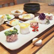 ちょこんとかわいい、にぎり野菜寿司膳にキュン。古民家カフェ「Re:gendo」 - ビューティーガ
