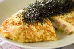 これはハマる！ 納豆×卵×チーズの絶妙コラボ「納豆オムレツ」 - ビューティーガール