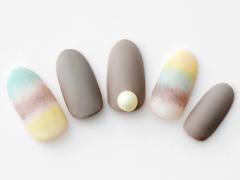 【365日ネイル】大人の休日カジュアルネイルは…くすみカラーをミックスしたボーダーを
