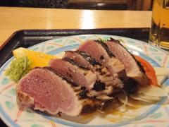 酒飲みの王国・高知の「ひろめ市場」はおいしく楽しく過ごせる、酒場のテーマパーク！【