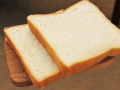 しっとりもちもち「北海道食パン」にリピータ続出！地元民に愛される、清澄白河のベーカ