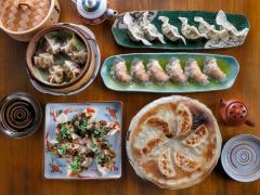 餃子大好き芸人も惚れ込んだ！ 予約困難な阿佐ヶ谷『豚八戒』の餃子5種で、新たな餃子の扉