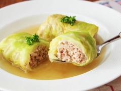 もう煮崩れない！楊枝なしでもキレイに巻ける「ロールキャベツ」の基本レシピとトマト＆