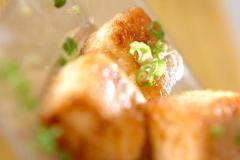 バターのコクとレモンの酸味が絶妙！「豆腐のレモンバター焼き」 - ビューティーガール