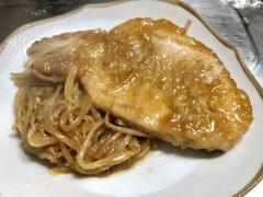 ダイエット中でも大丈夫！簡単絶品「ポークソテー」～もやしを添えて - ビューティーガー