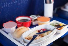 機内食はとらないのが正解!? 海外の時差ぼけ改善ポイント2つ | ビューティーガールからの美