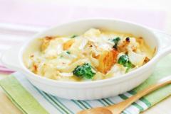 寒い日は、簡単「サケとほうれん草のポテトグラタン」でおいしく暖まろう - ビューティー