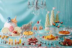 シンデレラがテーマ！「ガラスの国のスイーツブッフェ」ティアラやガラスの靴の撮影スポ