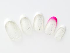 フレンチネイルデザイン14選｜シンプル、白、赤、ベージュフレンチのおすすめデザイン＆や