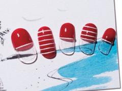 海に似合うネイル｜マリンネイル、派手デザイン、涼しげな青カラー、単色夏ネイルなど