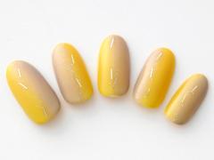 【365日ネイル】縦グラデでイエローをさりげなく…指がキレイに見える縦グラデネイル |