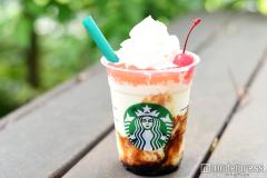 スタバ「プリン アラモード フラペチーノ」は想像を超えるクオリティ　華やか見た目にワク