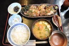 海が真ん前の温泉に無人島も！？東京から電車で行ける日帰り旅行プラン12選