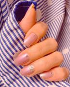 大人カラーが揃ってます♡ダイソー「フレンドネイル」のデザイン8選 -