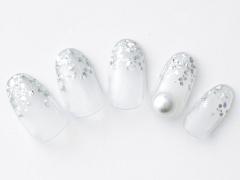 【365日ネイル】2種類のグリッターで奏でる雫のようなラメグラデネイル |