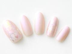 【365日ネイル】2種類の柔らかい光で軽やかに♪すっきりとした甘さのホワイトピンクネイル