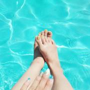 おしゃれは足元から♡セルフとは思えない簡単フットネイル12選 -