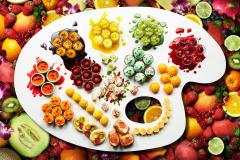 カラフル×アートな夏フルーツブッフェ＆アフタヌーンティー　鮮やかなスイーツに舌鼓