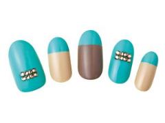 フットネイルにも使える！ ターコイズが映えるネイルデザインまとめ |