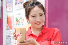 沖縄の最新タピオカカフェ「amitapi」、「ウォーターラン」出店で盛況　SNS映えドリンクが幅