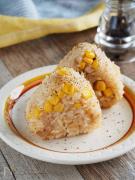 ほおばるだけで幸せ気分に♡毎日食べたい「絶品おにぎりレシピ」 -