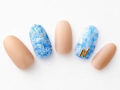 【365日ネイル】穏やかな空模様を願って・・・空色ツイードネイル |