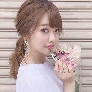 旅先でもずっと可愛く♡寝る前に仕込む簡単ゆるふわパーマアレンジ -