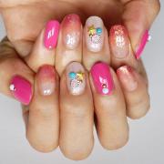 簡単グラデで夏らしさ全開！ 南国リゾートに映えるトロピカルネイル【ギ☆のセルフネイル