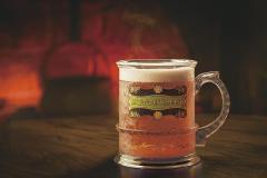 USJ、日本限定「クリスマス・バタービールマグカップ」が登場