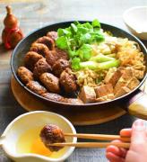 彼との愛もホカホカに♡寒い季節に食べたい「アレンジ鍋レシピ」10選 -