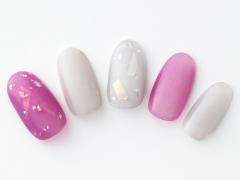 【365日ネイル】パープル×ライトグレーを軽やかに♪ 透明感を生かした秋ネイル |