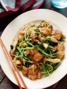 1袋100円♡お手頃価格の“豆苗”を使った「リピート豆苗夜ご飯」10選 -