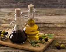 お酢を飲んで簡単ダイエット！【ダイエットに効果的な飲み方とは？】|＠ビューティーガー