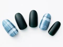 【365日ネイル】ダークカラーをチェックでマイルドに…秋のクールトーンネイル |