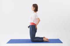 胸を開いて気持ちも前向きに♪ バストアップも期待できるヨガポーズのやり方|＠ビューティ