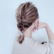 寝起き5分で完成♡ミディアムさん向け「簡単かわいいヘアアレンジ」7選 -