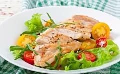 選び方がポイント！ &ldquo;コンビニ飯&rdquo;で太らないコツとは？|＠ビューティーガール